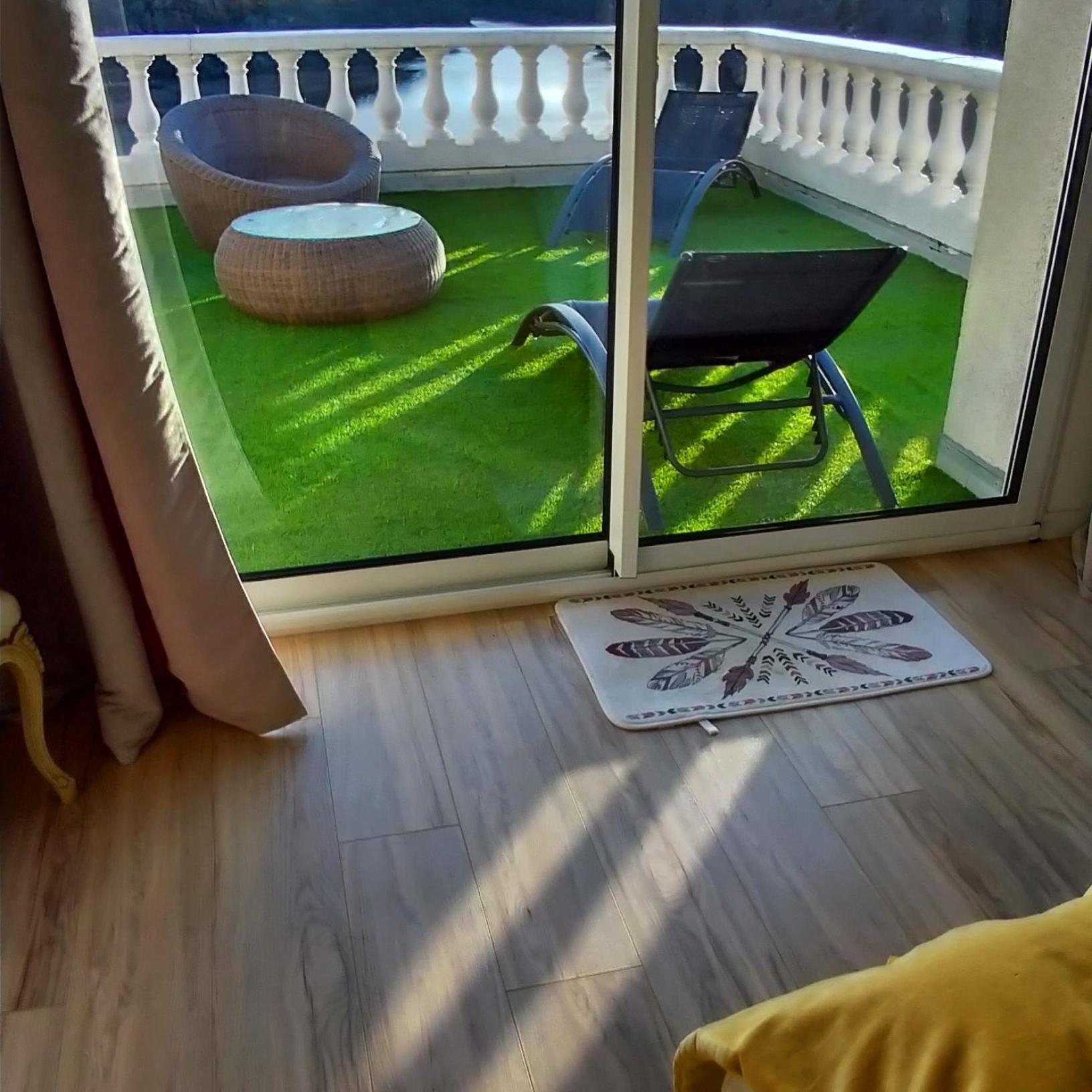 Ma Villa Au Bord De L'Eau Miremont  Εξωτερικό φωτογραφία